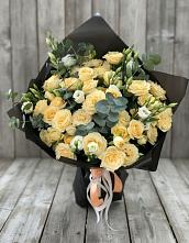 Букет цветов из:  Розы и Лизиантусы #REPLACE_PRED# Сулаке