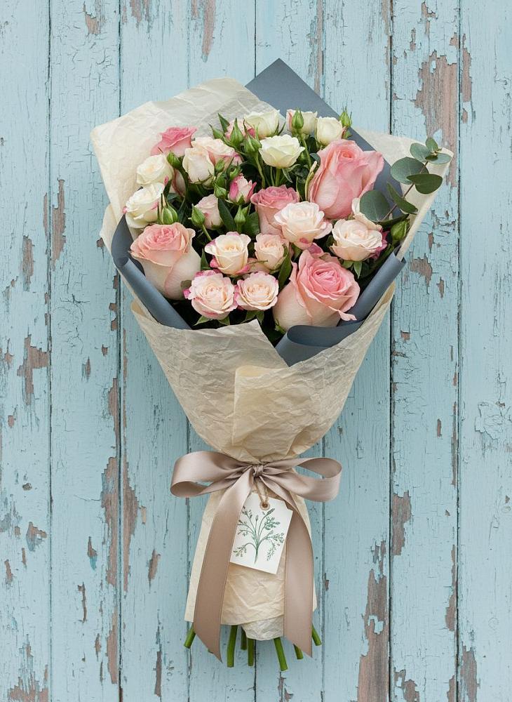 Букет цветов из: Розы в Сулаке