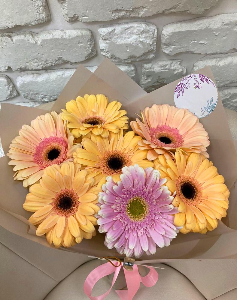 Букет цветов из: Герберы в Сулаке