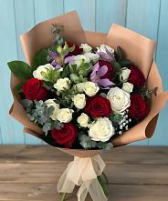 Букет цветов из:  Розы и Альстромерии #REPLACE_PRED# Сулаке