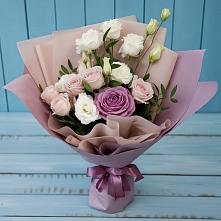 Букет цветов из:  Розы и Лизиантусы в Сулаке