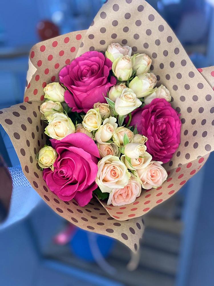 Букет цветов из: Розы в Сулаке