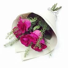 Букет цветов из:  Розы в Сулаке