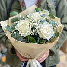 Букет цветов из:  Розы в Сулаке