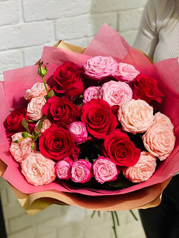 Букет цветов из: Розы в Сулаке