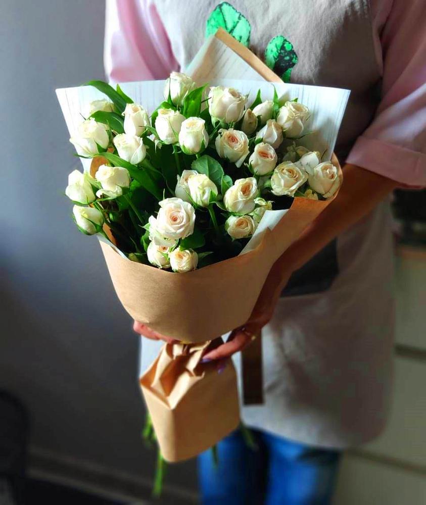 Букет цветов из: Розы в Сулаке