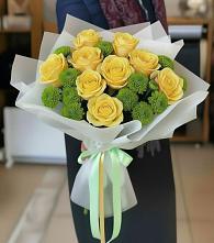 Букет цветов из:  Хризантемы и Розы в Сулаке