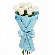 Букет 7 белых роз Проуд в Сулаке