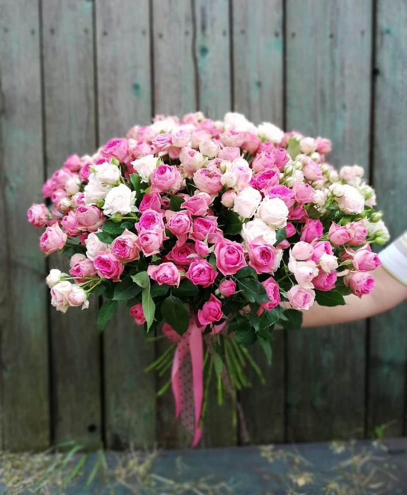 Букет Розовые кустовые розы Натали и Лав Лидия в Сулаке