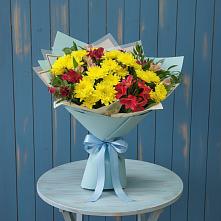 Букет цветов из:  Альстромерии и Хризантемы в Сулаке