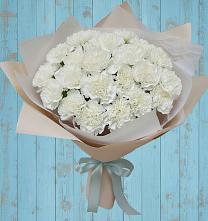 Букет цветов из:  Гвоздики в Сулаке