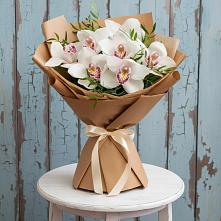 Букет цветов из:  Орхидеи и Розы в Сулаке